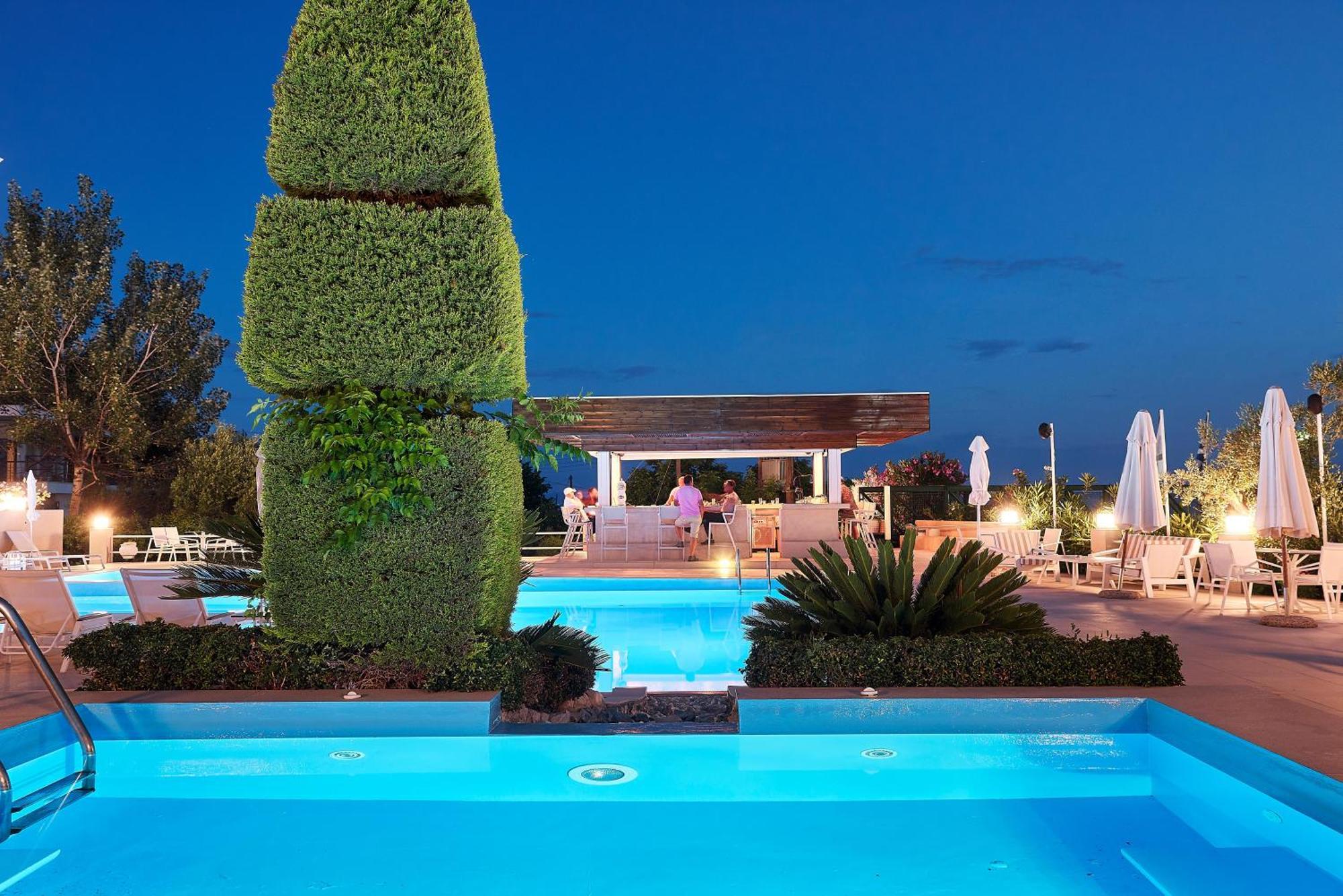 Glavas Inn Hotel Gerakini Exterior photo