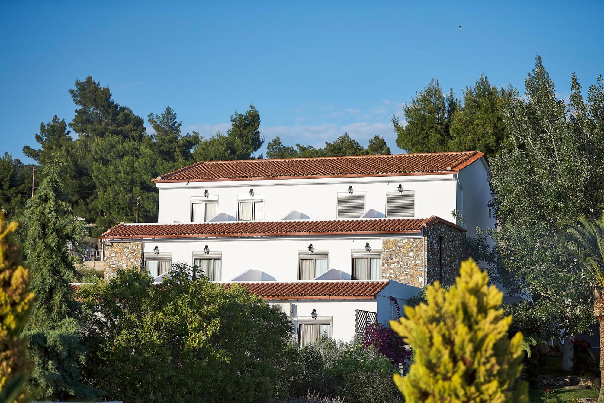 Glavas Inn Hotel Gerakini Exterior photo