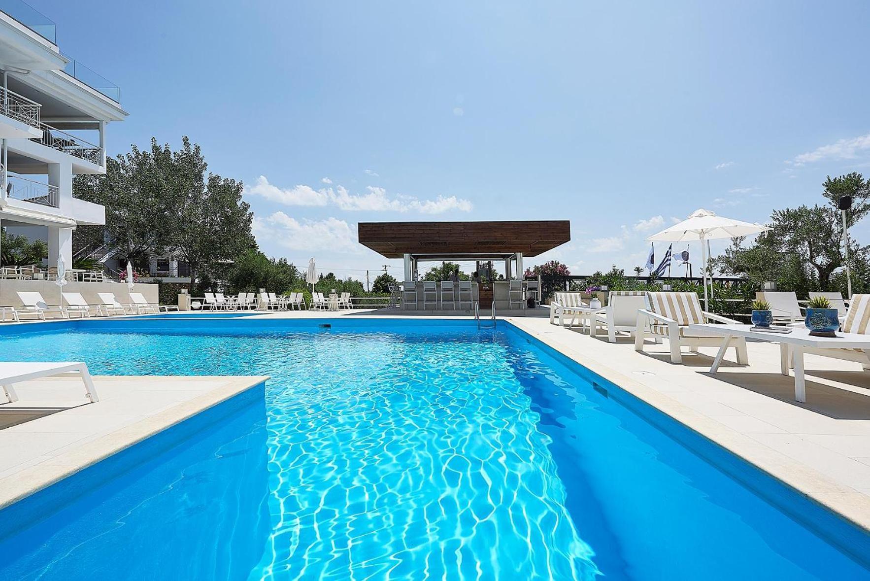 Glavas Inn Hotel Gerakini Exterior photo